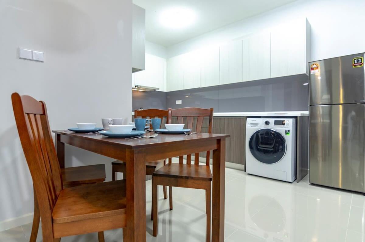 Cozy & High Floor Suite In Suasana Jb 15, Views Johor Bahru Buitenkant foto