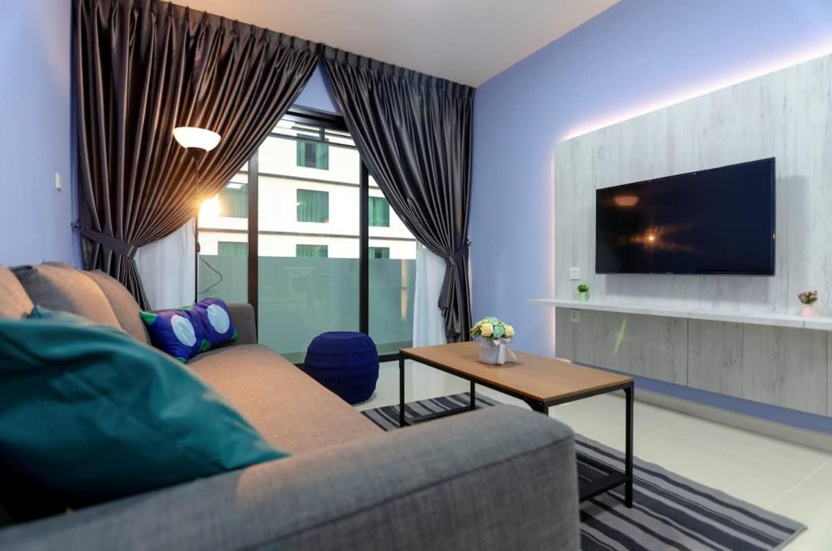 Cozy & High Floor Suite In Suasana Jb 15, Views Johor Bahru Buitenkant foto